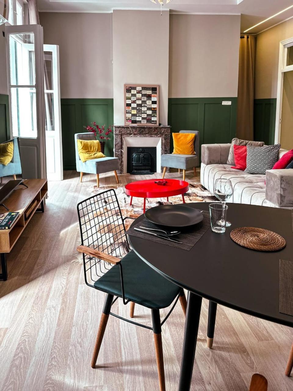 Cozy Apartment In Tunis Downtown Exterior photo